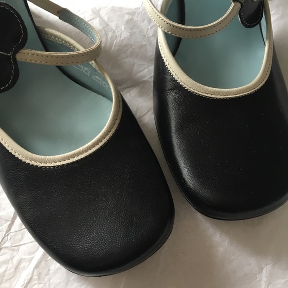 M.C. & Power | Vintage 90s Mules - Picture 6 of 9